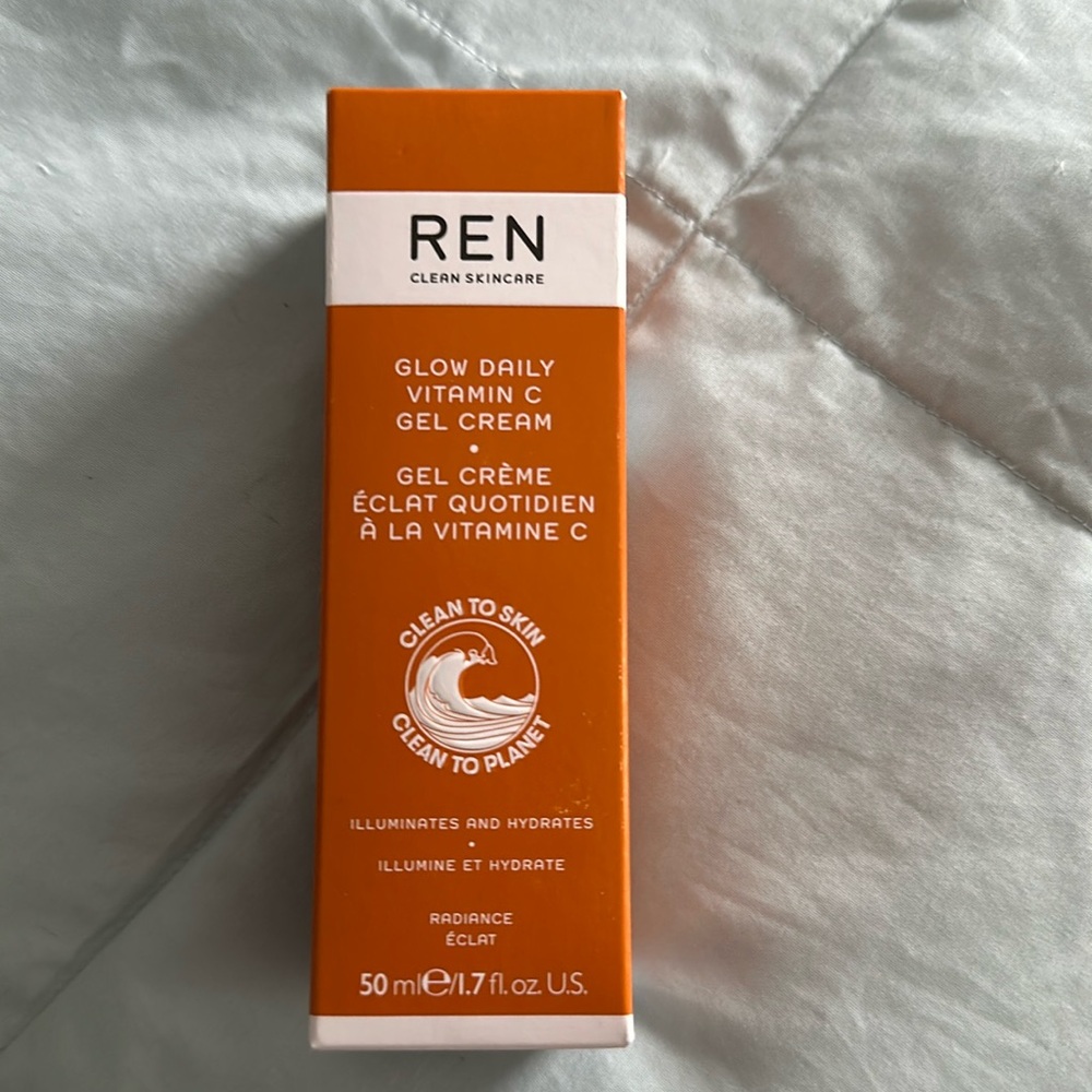 REN vitamin C